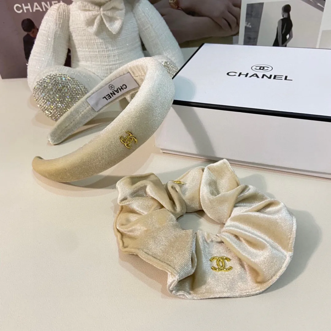 Головные Уборы Chanel 11469196