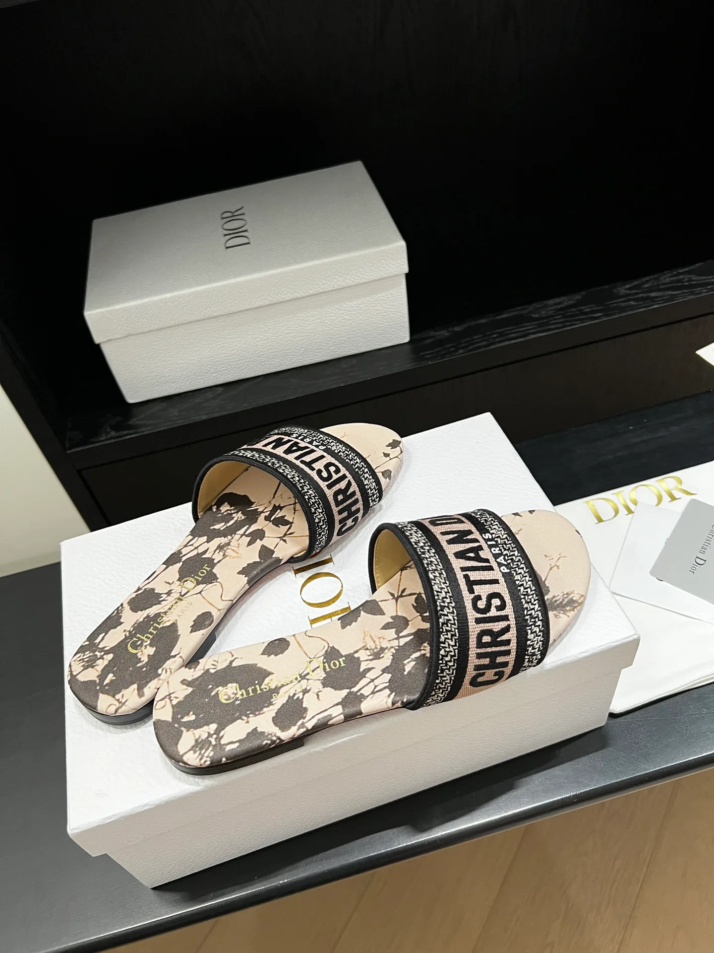 Шлепанцы Женские Christian Dior 11884672