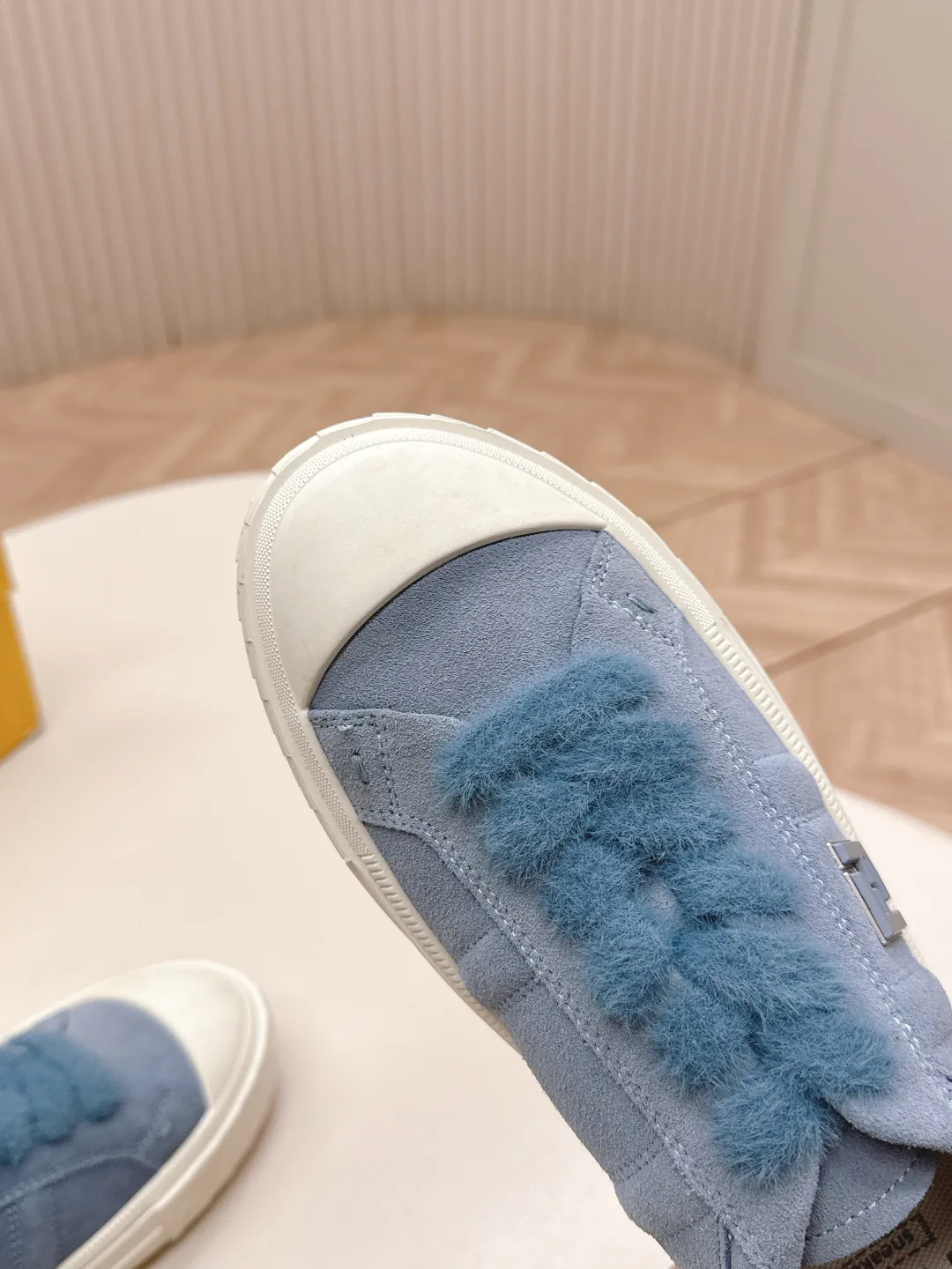 Кеды Женские Fendi 490305