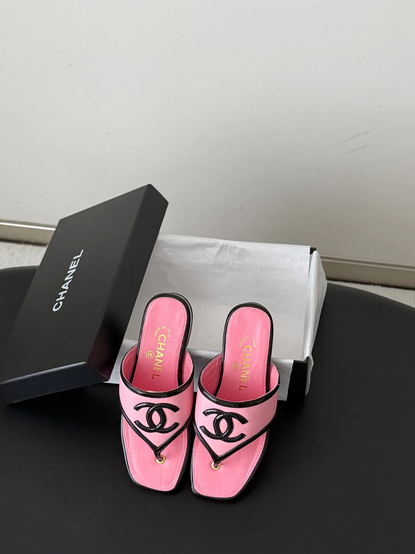 Шлепанцы Женские Chanel 17526757