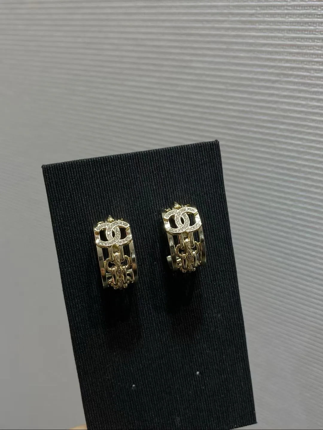 Бижутерия Chanel 11420351