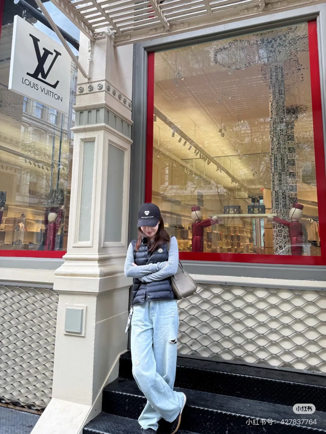 Жилеты Женские Moncler 18108519