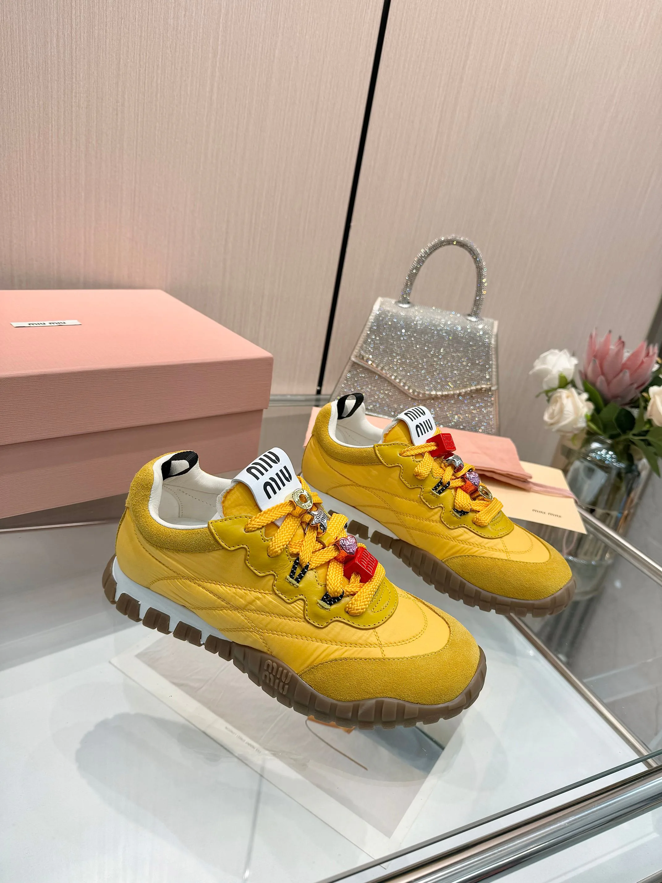 Кроссовки Женские Miu Miu 20365