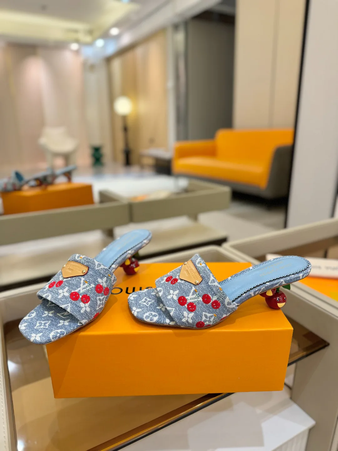 Босоножки Женские Louis Vuitton 9865314