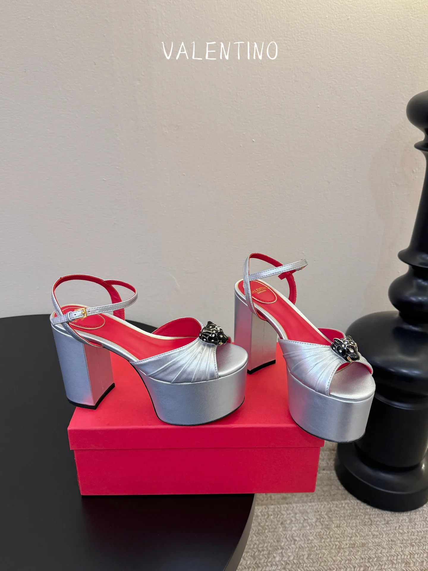 Босоножки Женские Valentino 11633133