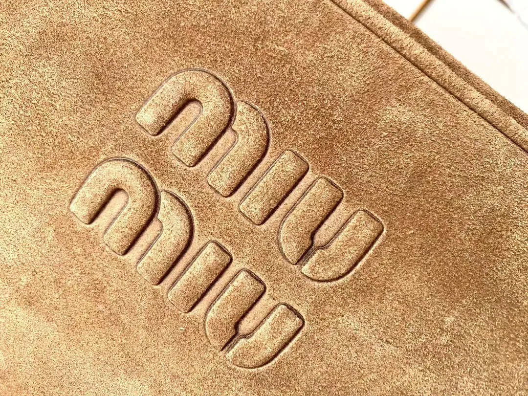 Классические Сумки Женские Miu Miu 19256