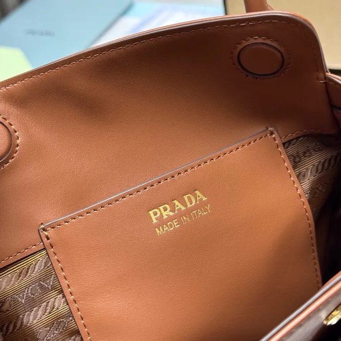 Классические Сумки Женские Prada 13332201