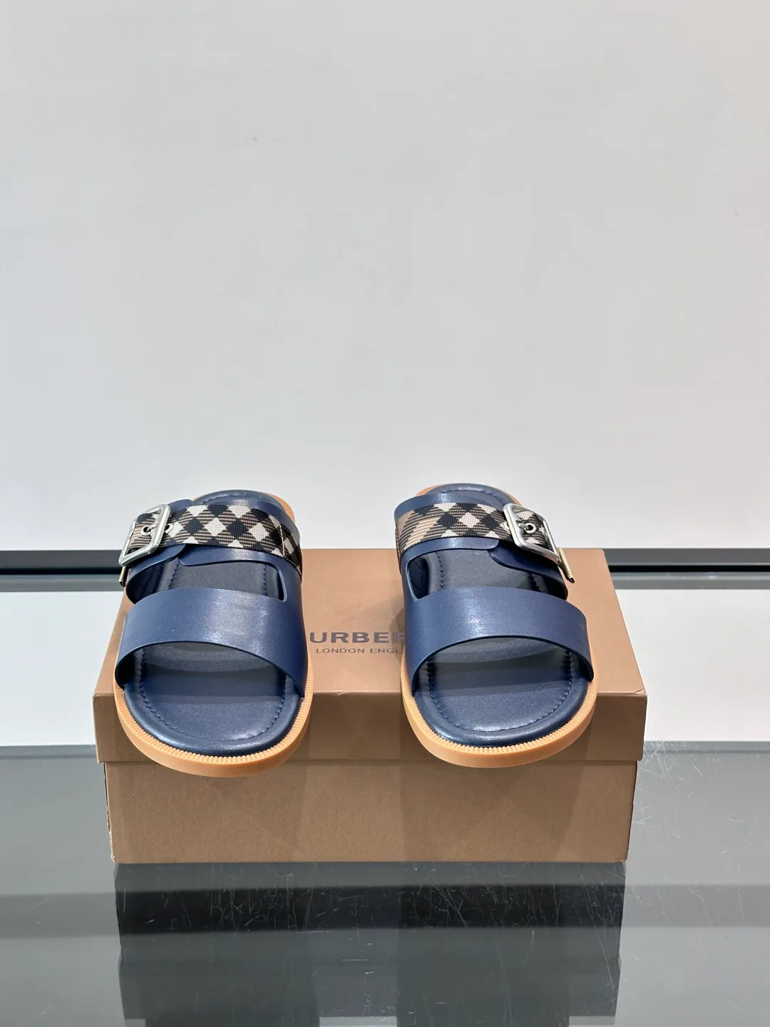 Сандалии Мужские Burberry 13480050