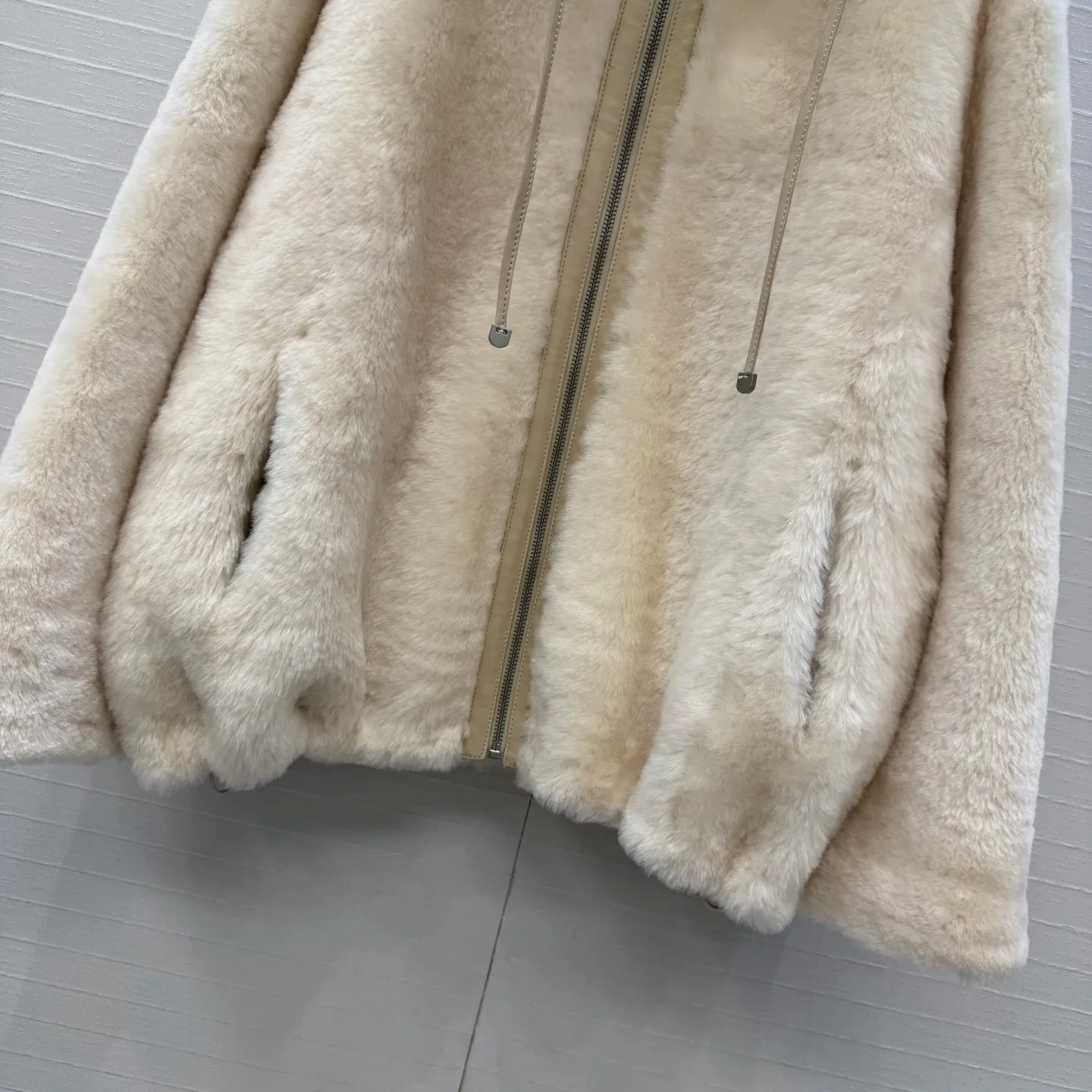Куртки И Пуховики Женские Loro Piana 19931761