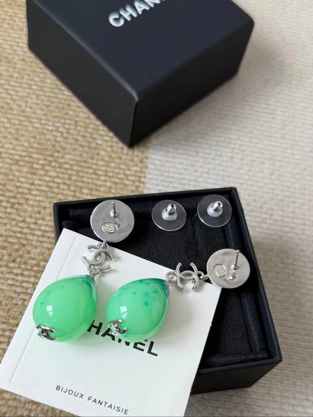 Бижутерия Chanel 18059166