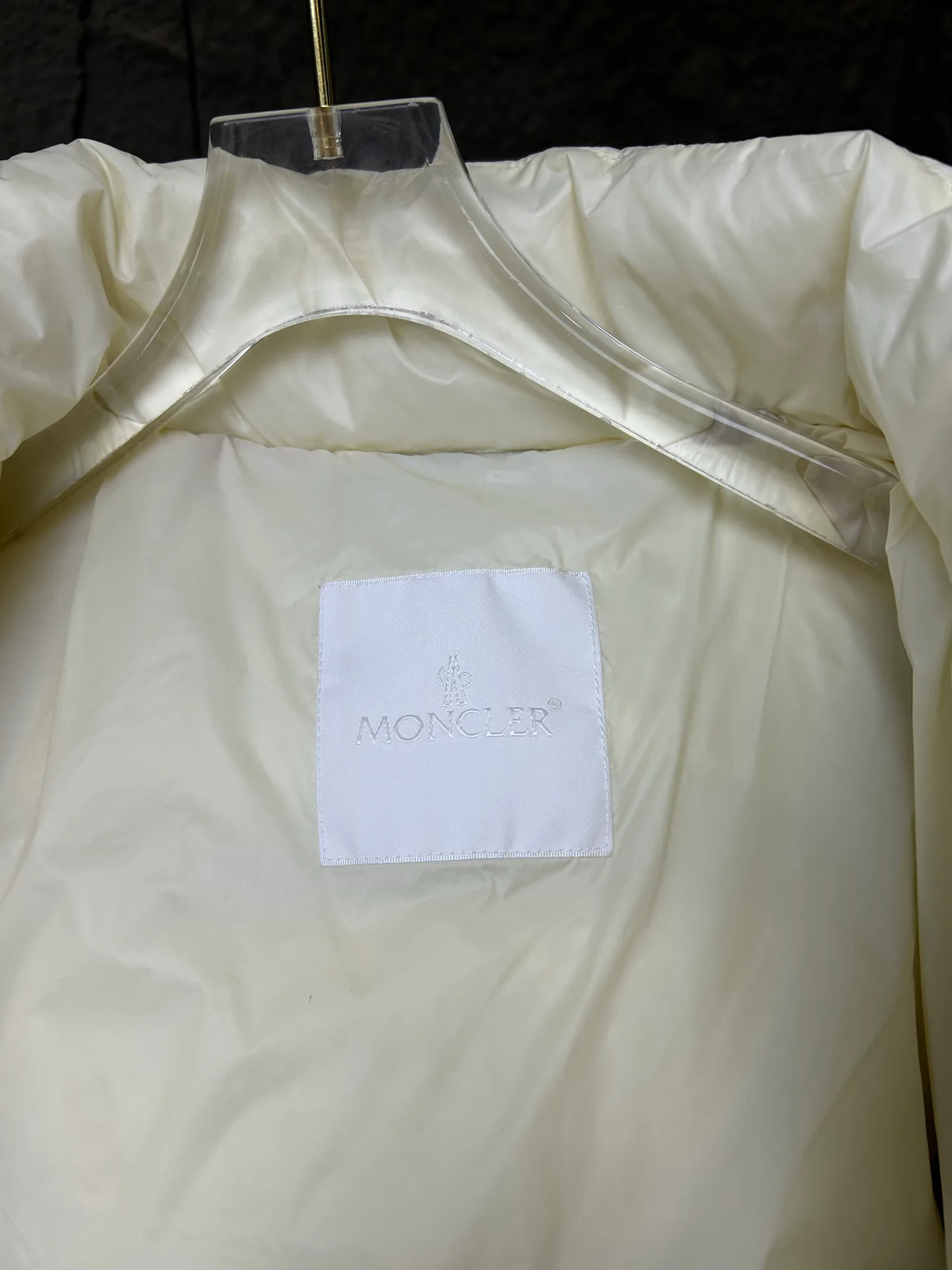 Куртки И Пуховики Женские Moncler 170460