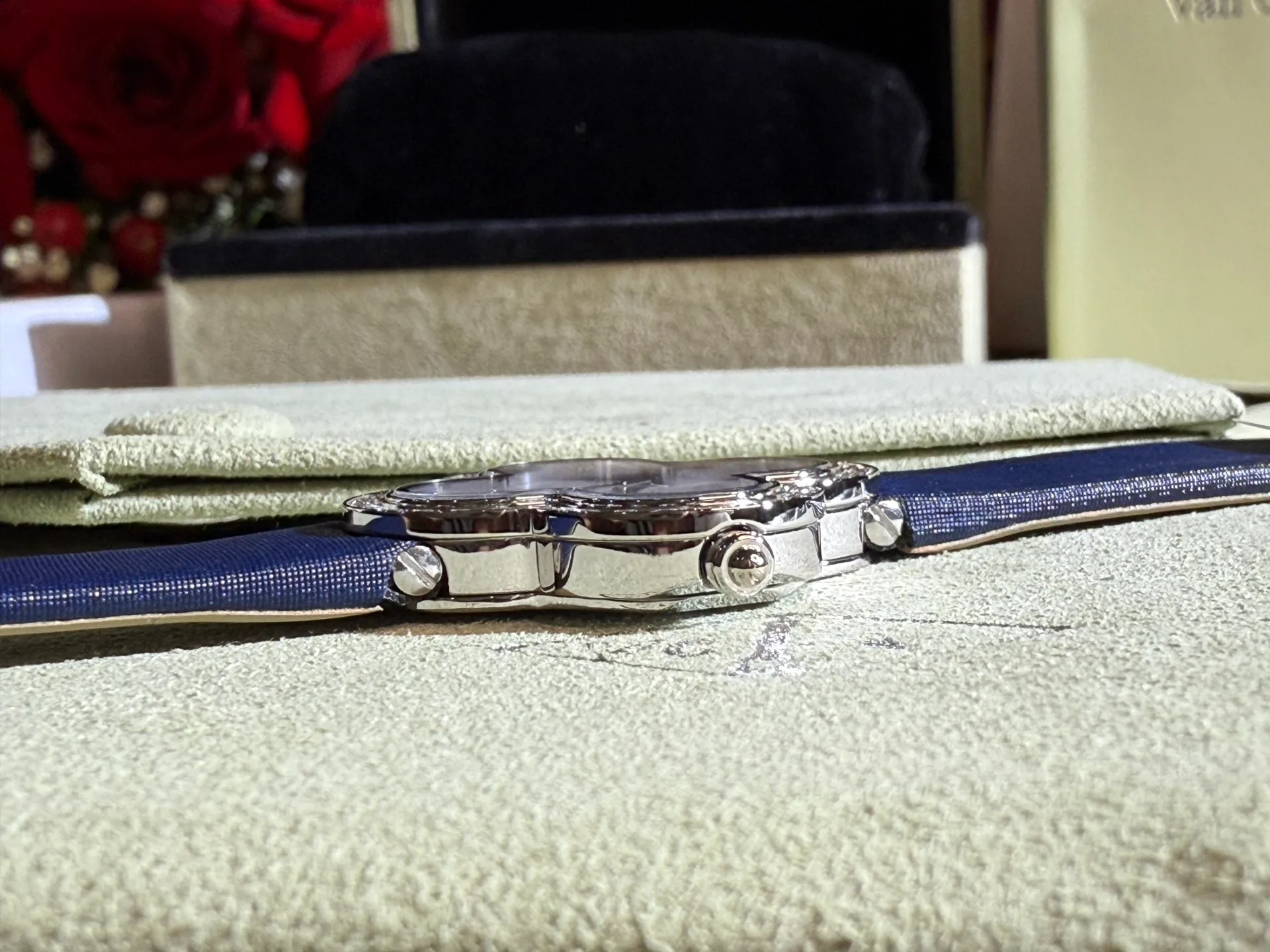 Часы Женские Van Cleef & Arpels 1847499