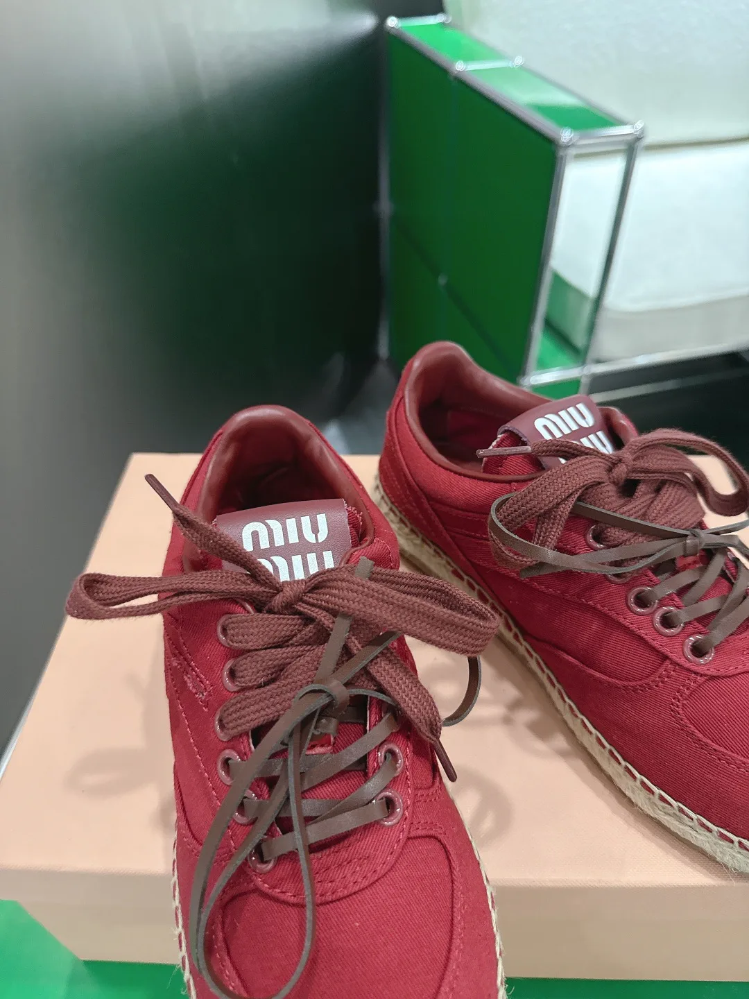 Кроссовки Женские Miu Miu 13152733