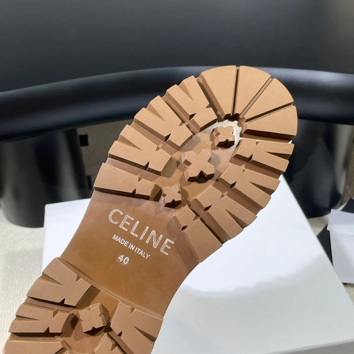 Ботинки Женские Celine 18041624