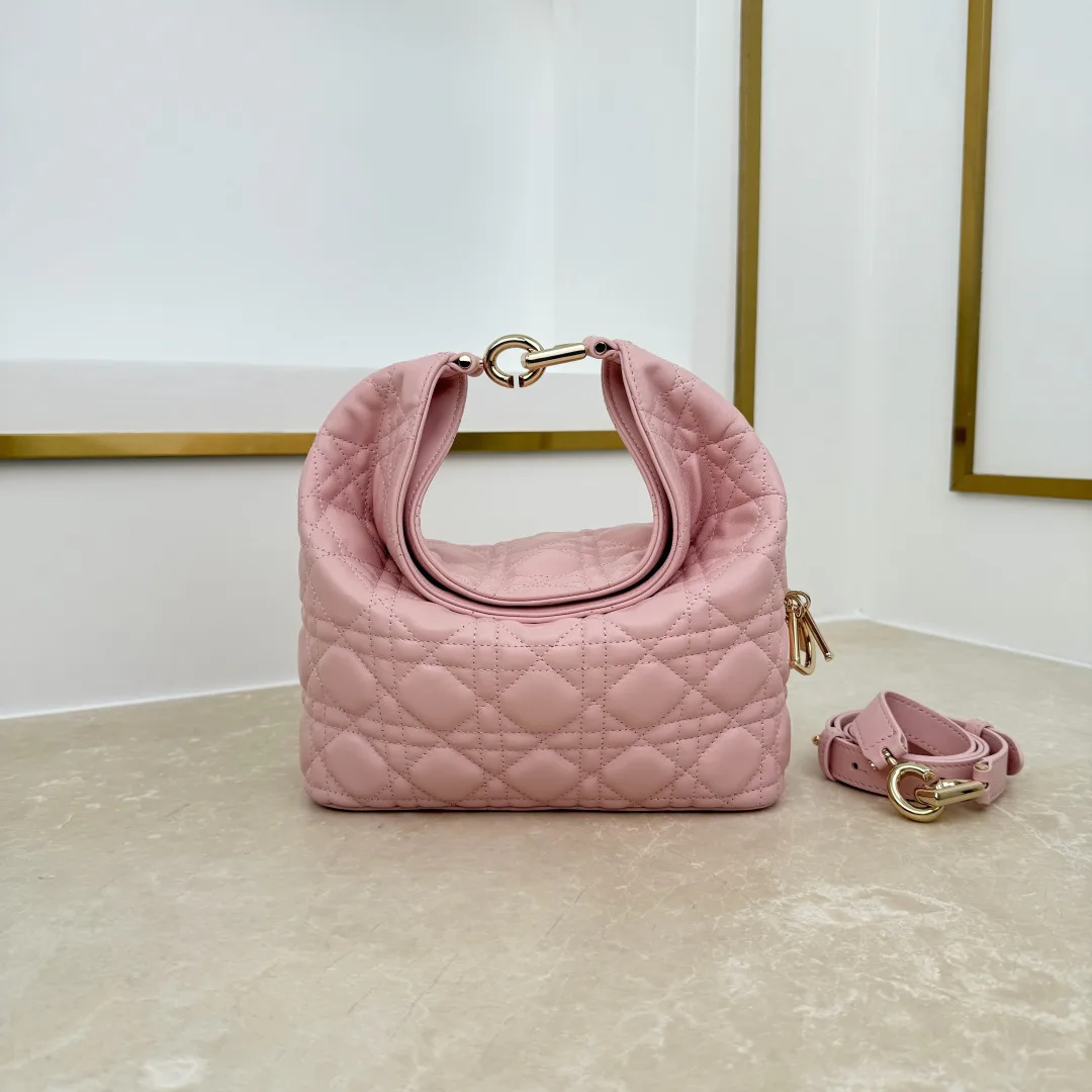 Классические Сумки Женские Christian Dior 18116271