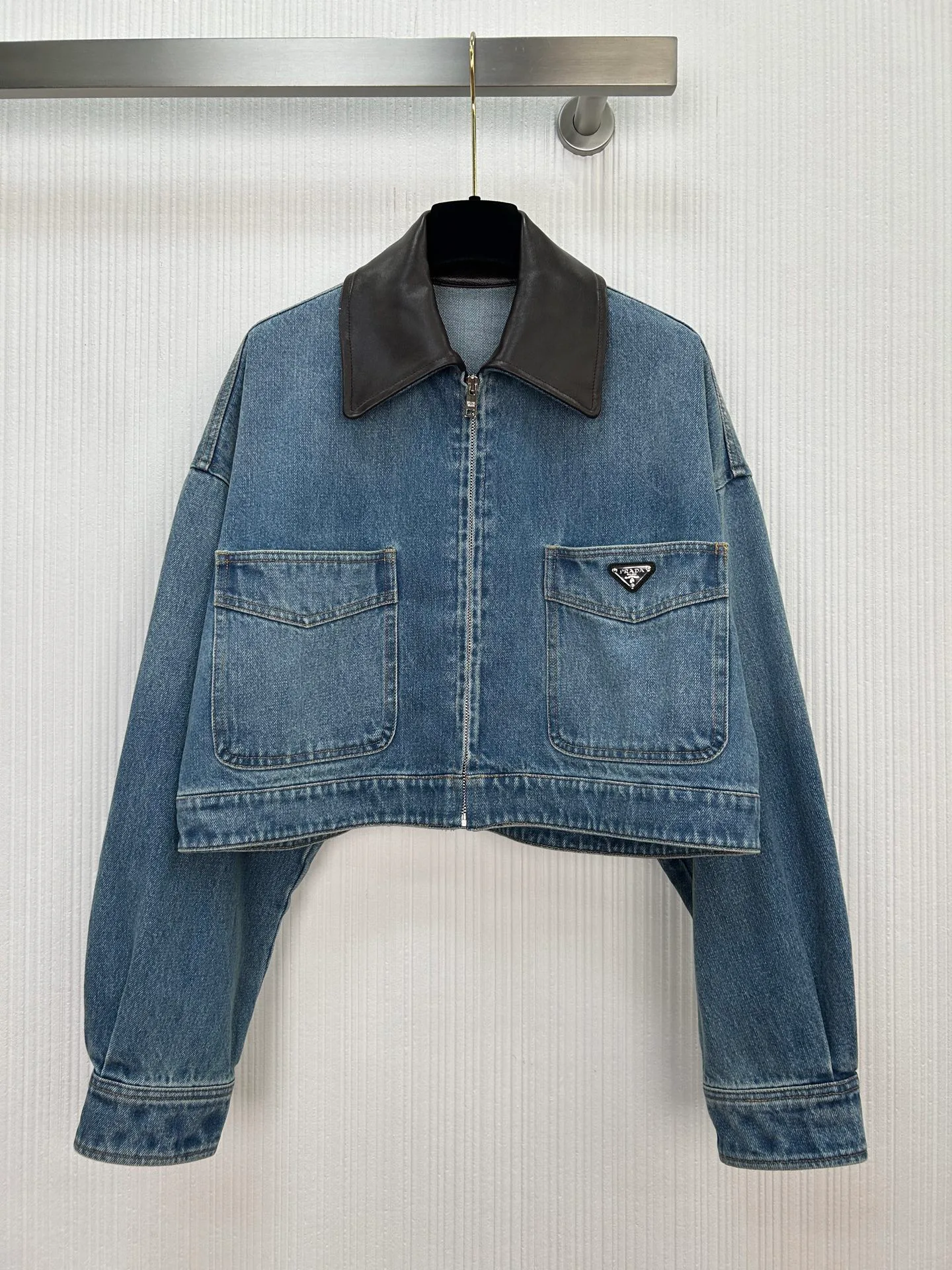 Куртки И Пуховики Женские Prada 18721903