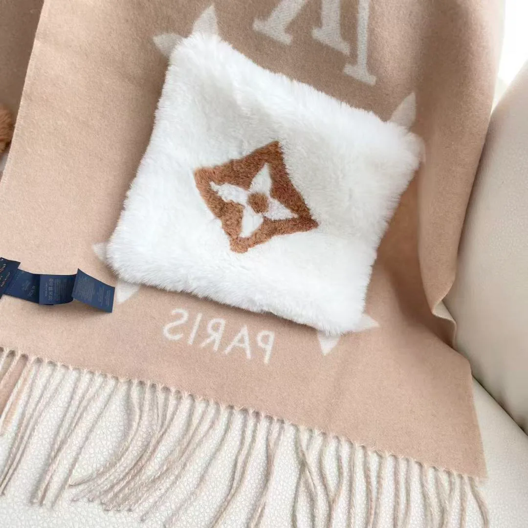 Шарфы Louis Vuitton 318403