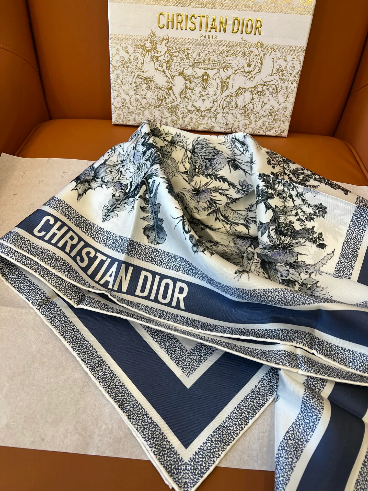 Платки Christian Dior 1808995
