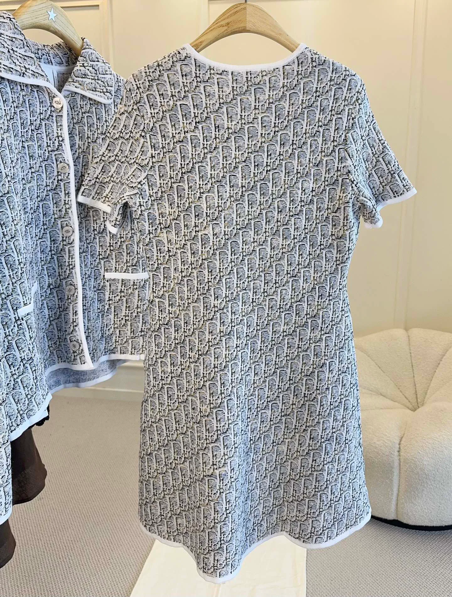 Платья Женские Christian Dior 18603340
