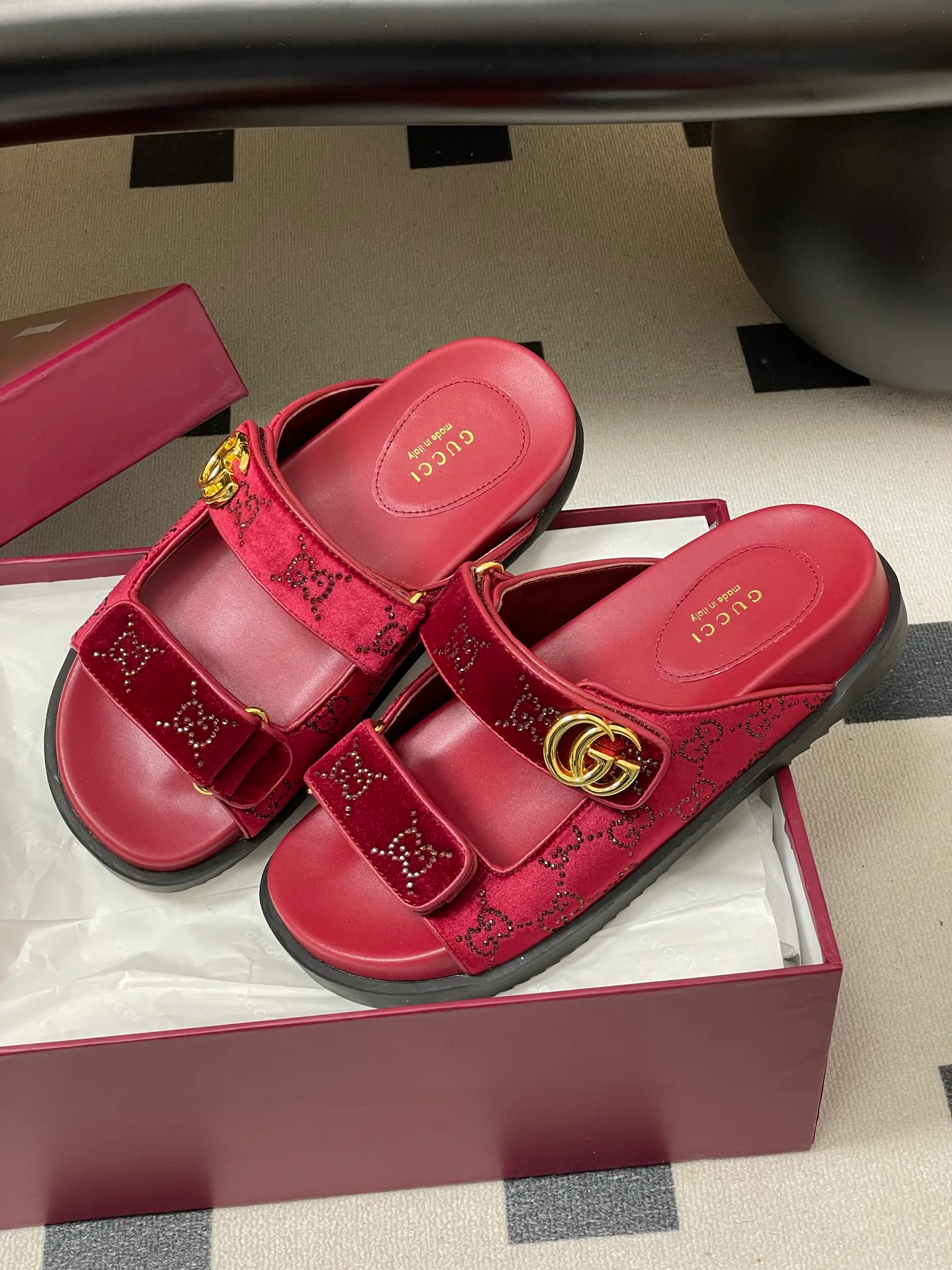 Сандалии Женские Gucci 11777355