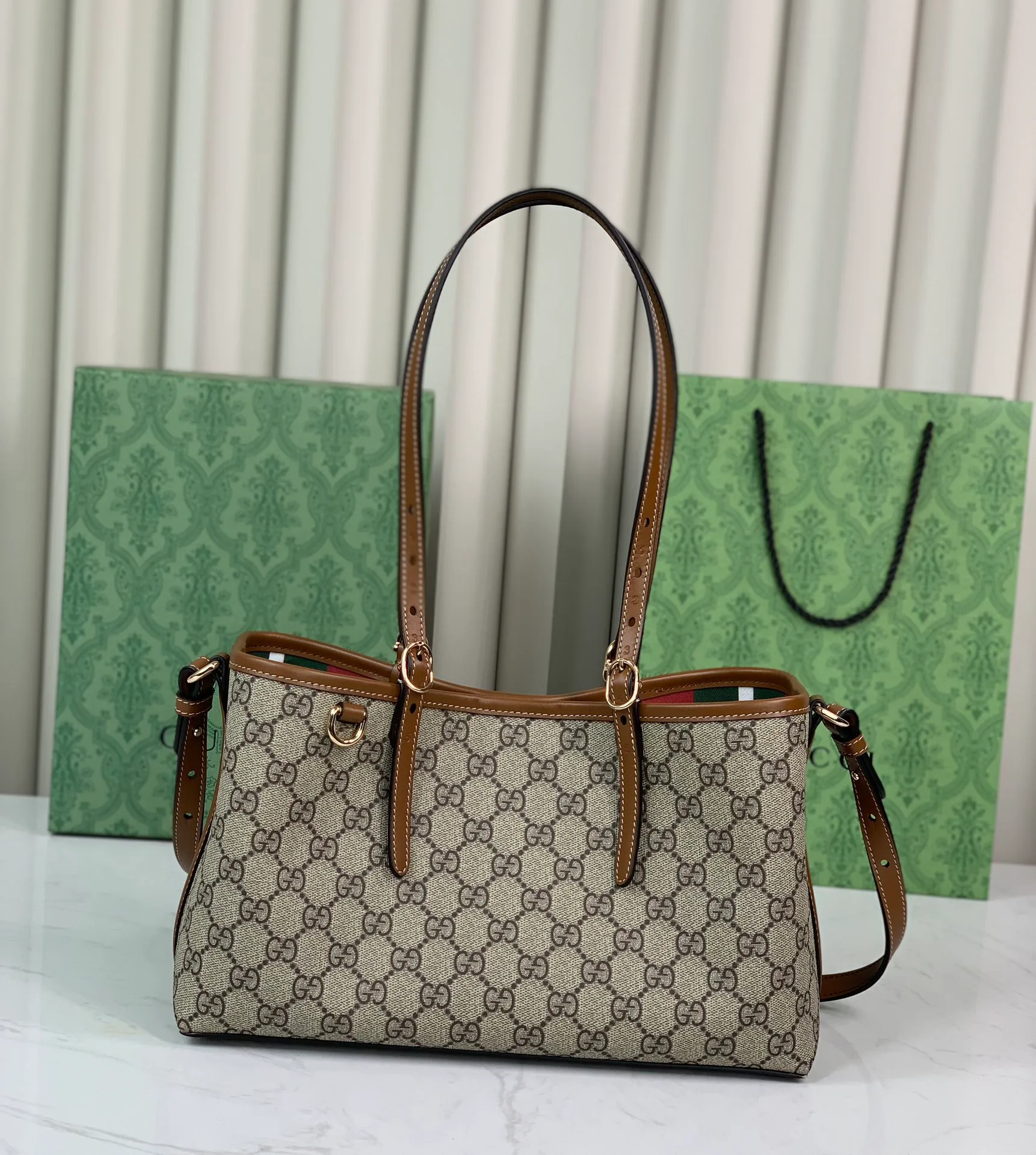 Классические Сумки Женские Gucci 11562654