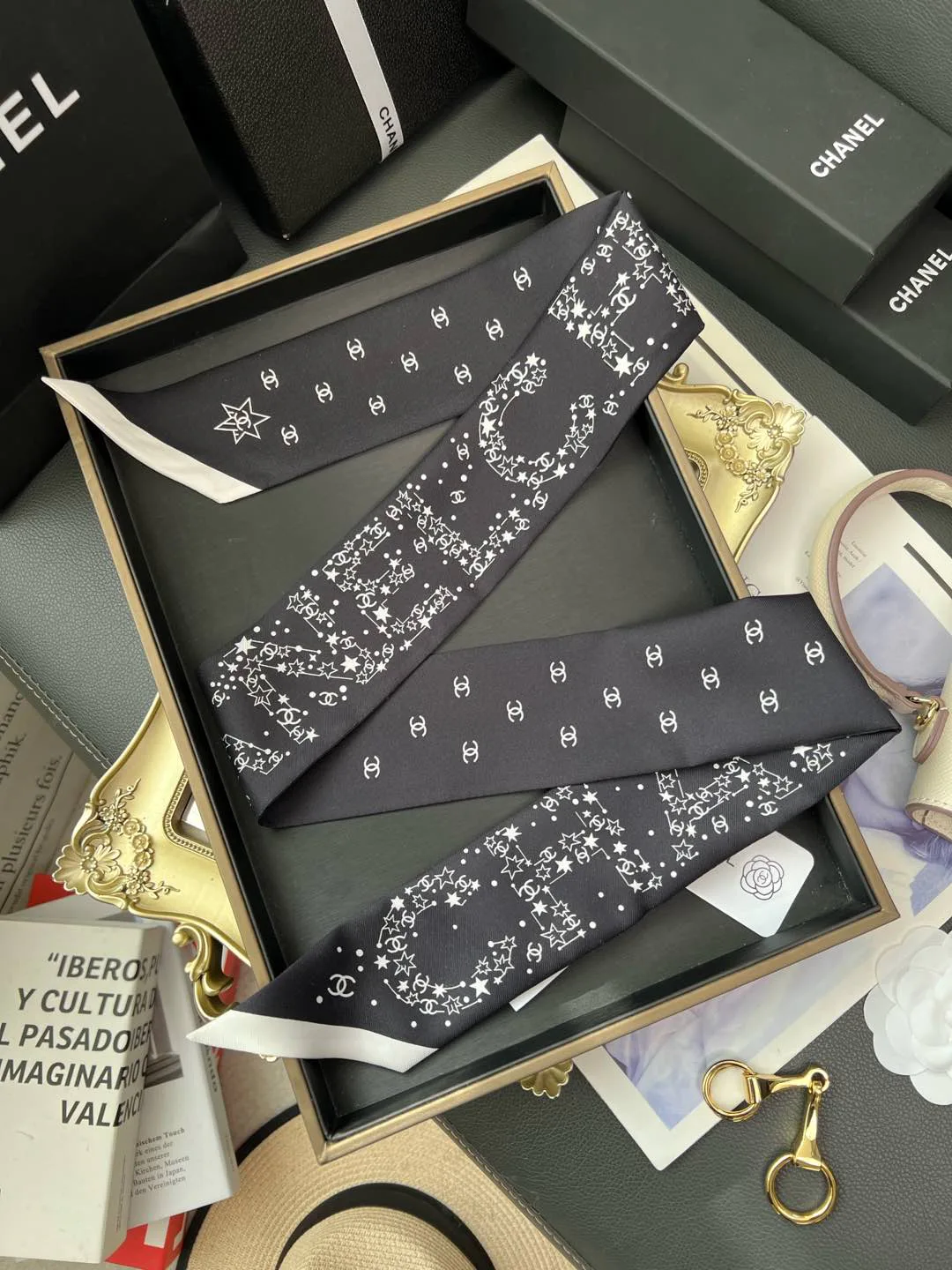 Платки Chanel 18675565