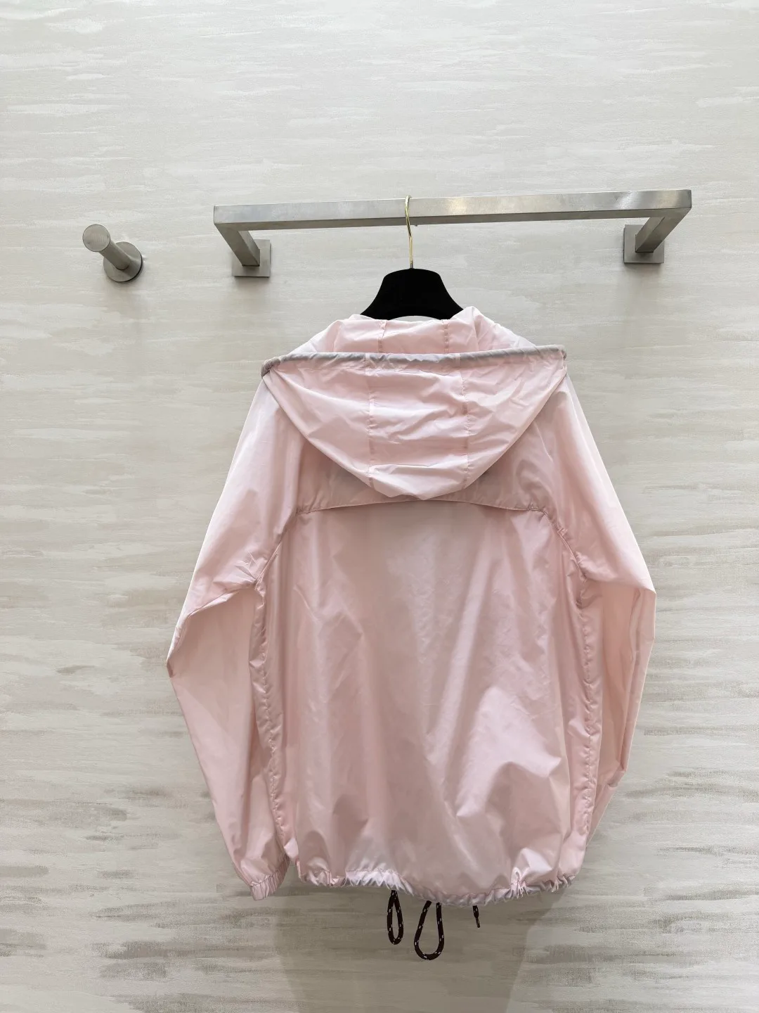 Куртки И Пуховики Женские Prada 17718538