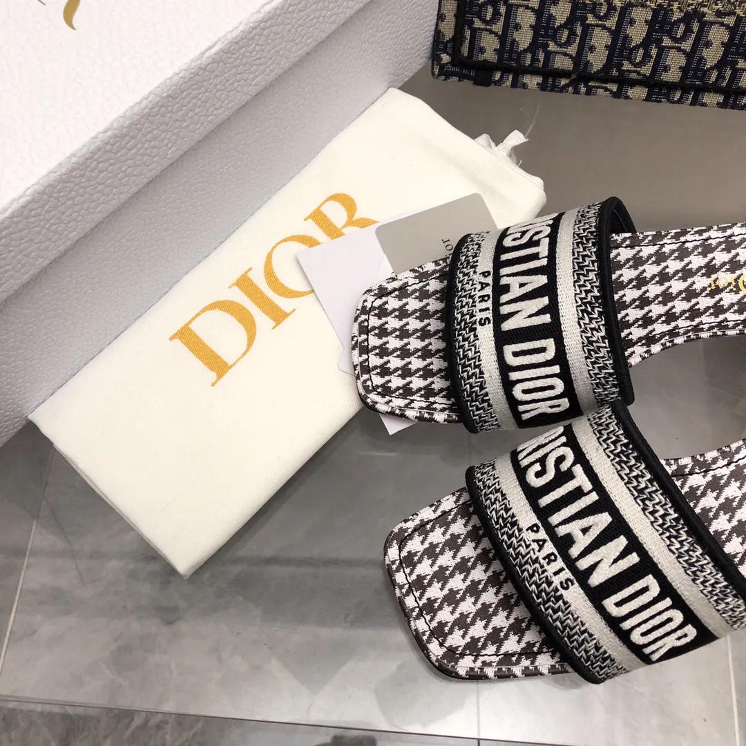 Босоножки Женские Christian Dior 18634005