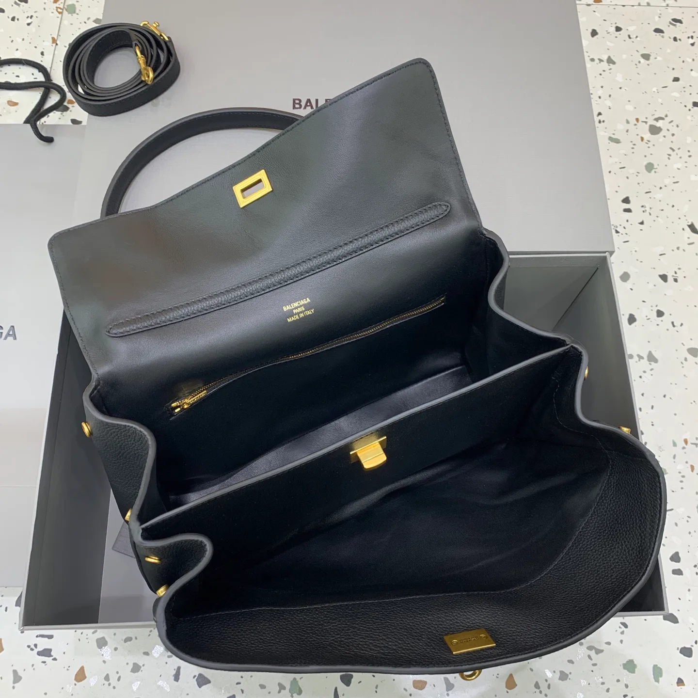 Классические Сумки Женские Balenciaga 692441