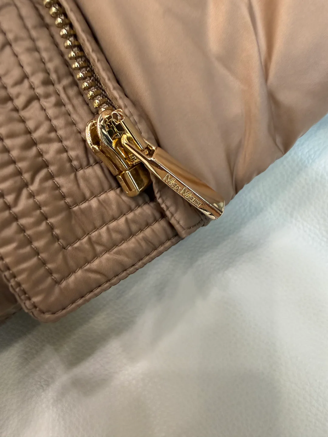 Куртки И Пуховики Женские Max Mara 19408741