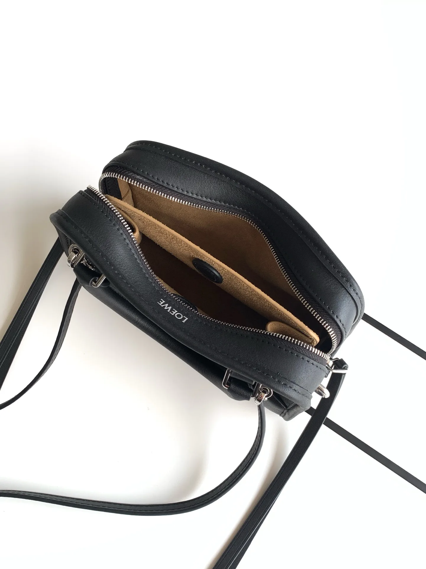 Классические Сумки Женские Loewe 13389846