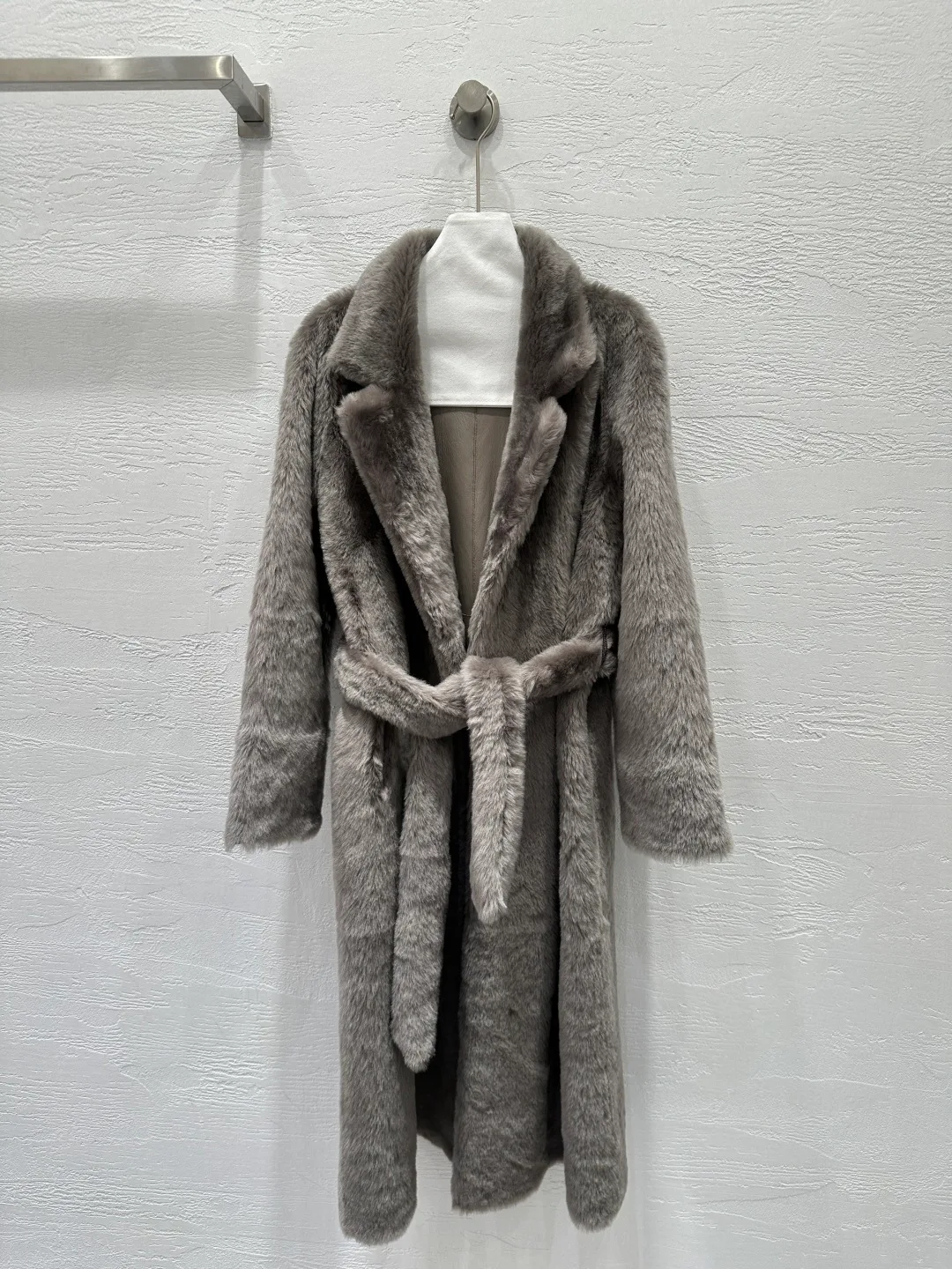 Шубы Женские Brunello Cucinelli 683726