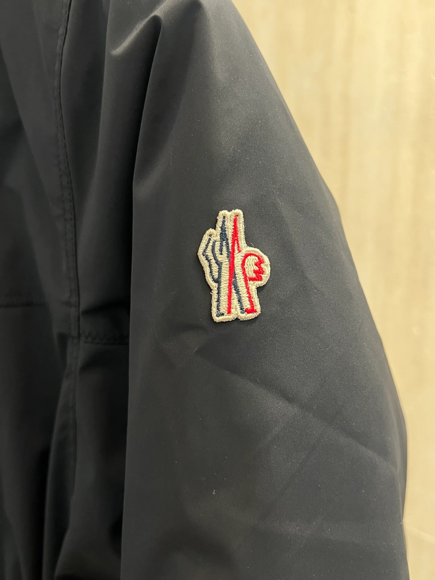 Куртки И Пуховики Женские Moncler 19185581