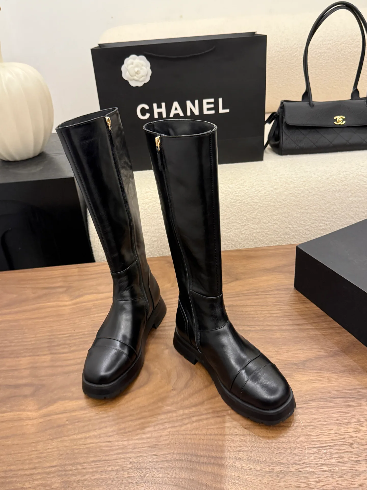 Сапоги Женские Chanel 18323362