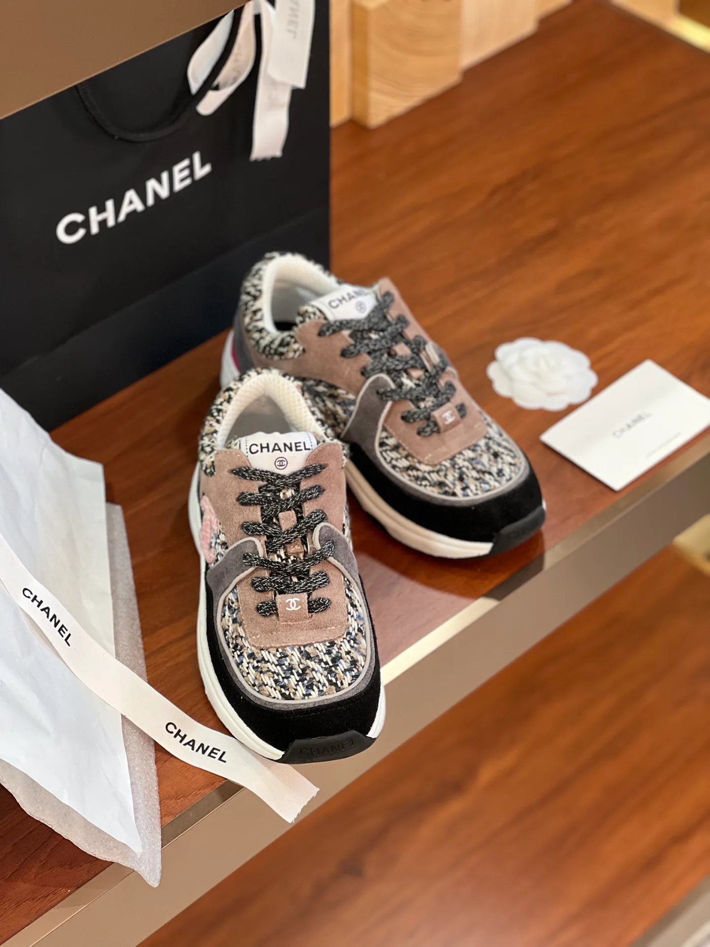 Кроссовки Женские Chanel 1021213