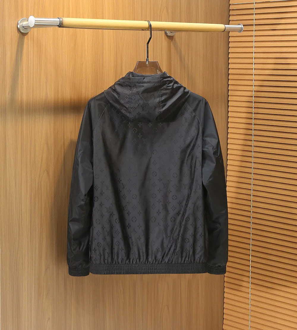 Куртки И Пуховики Мужские Louis Vuitton 9949817