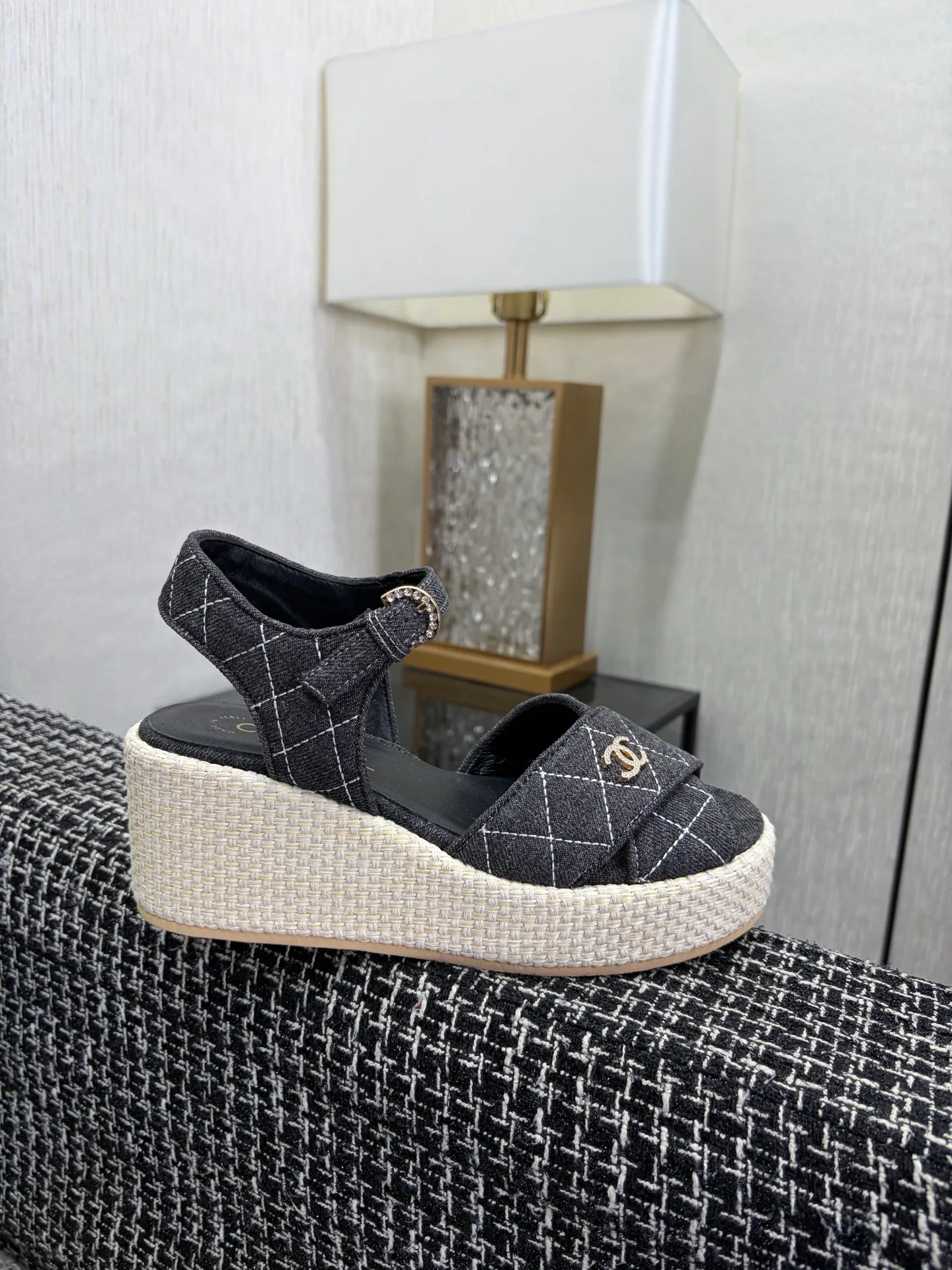 Сандалии Женские Chanel 11627889