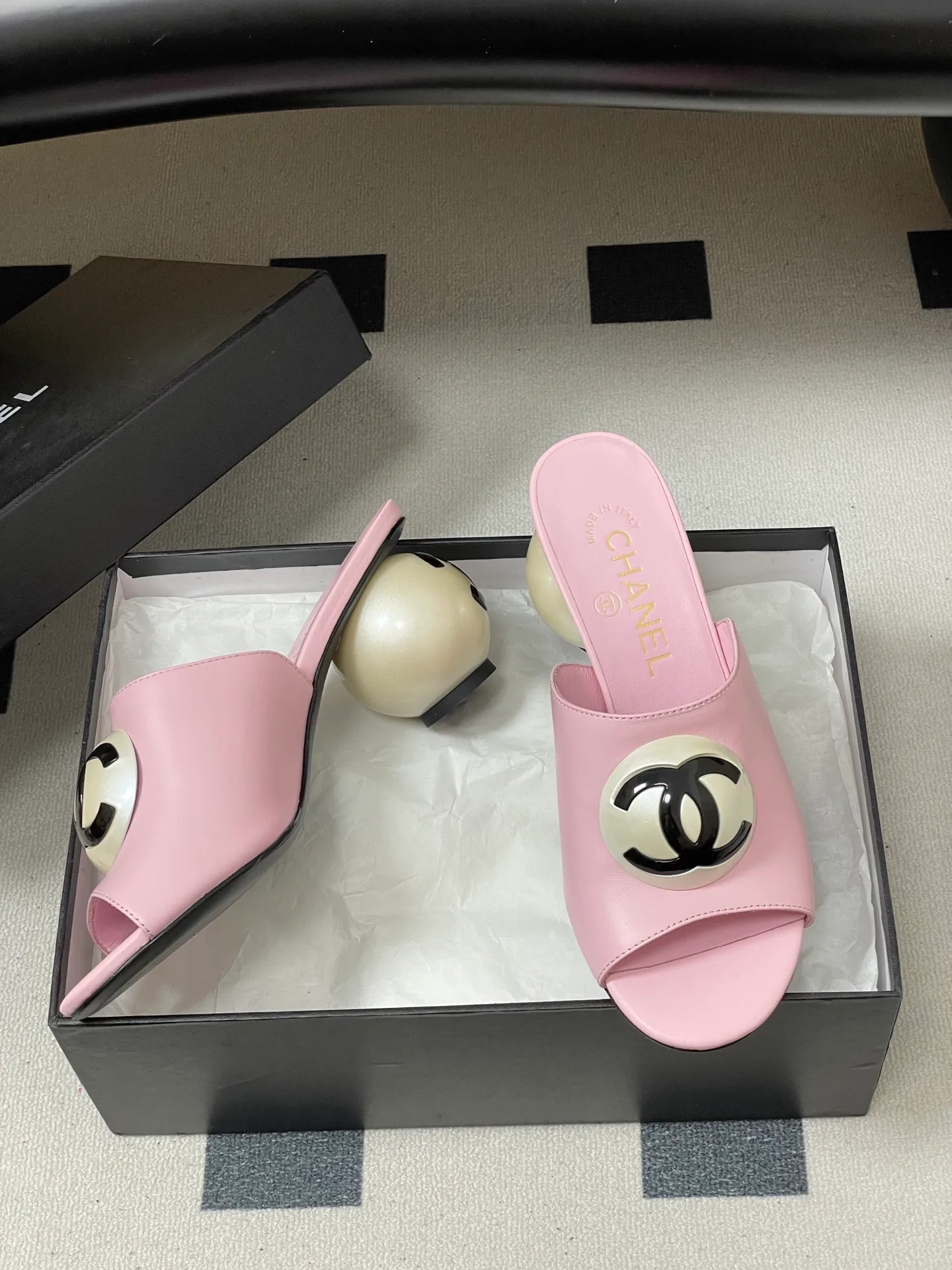 Босоножки Женские Chanel 10993919