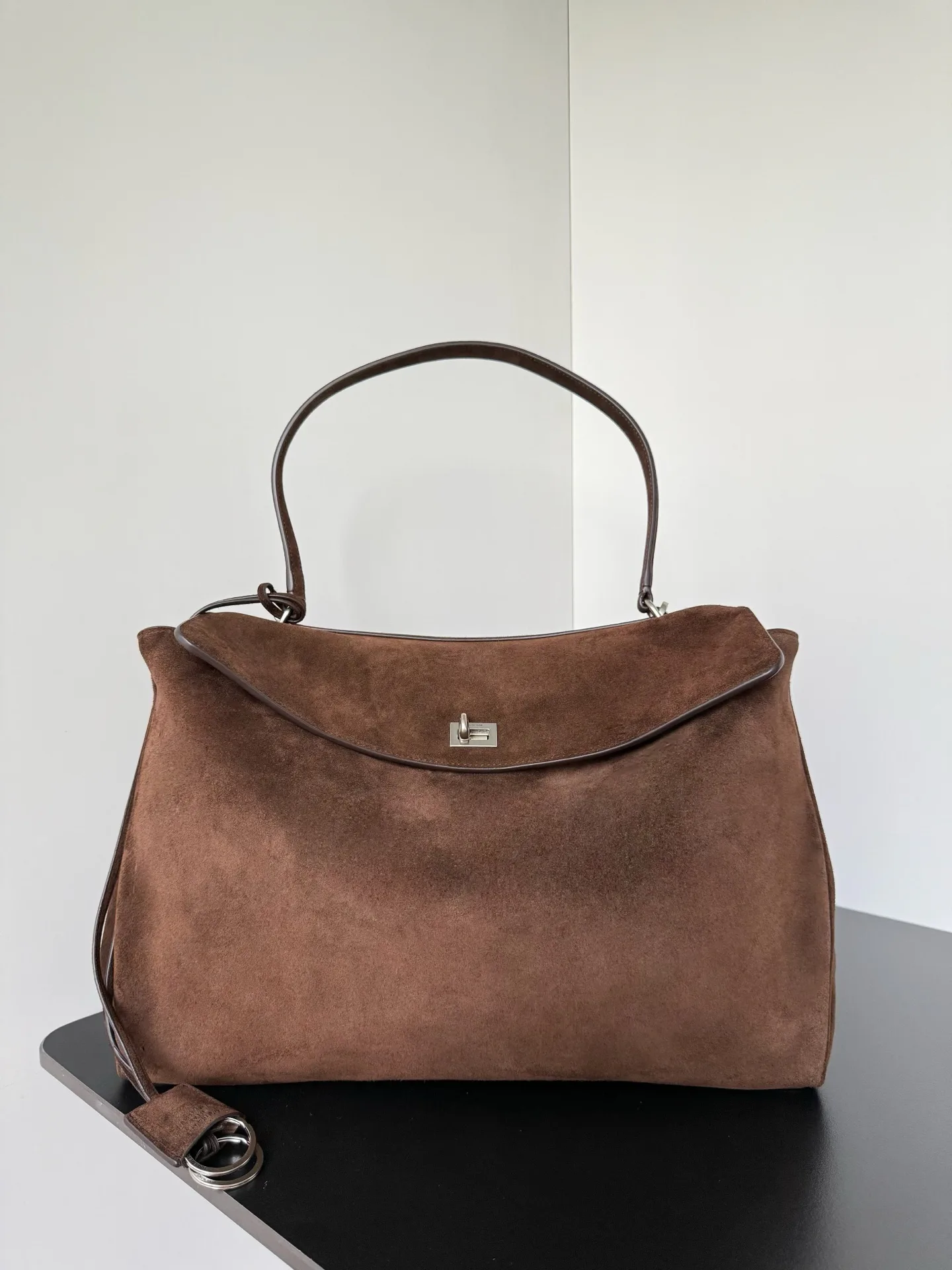 Классические Сумки Женские Balenciaga 11872207