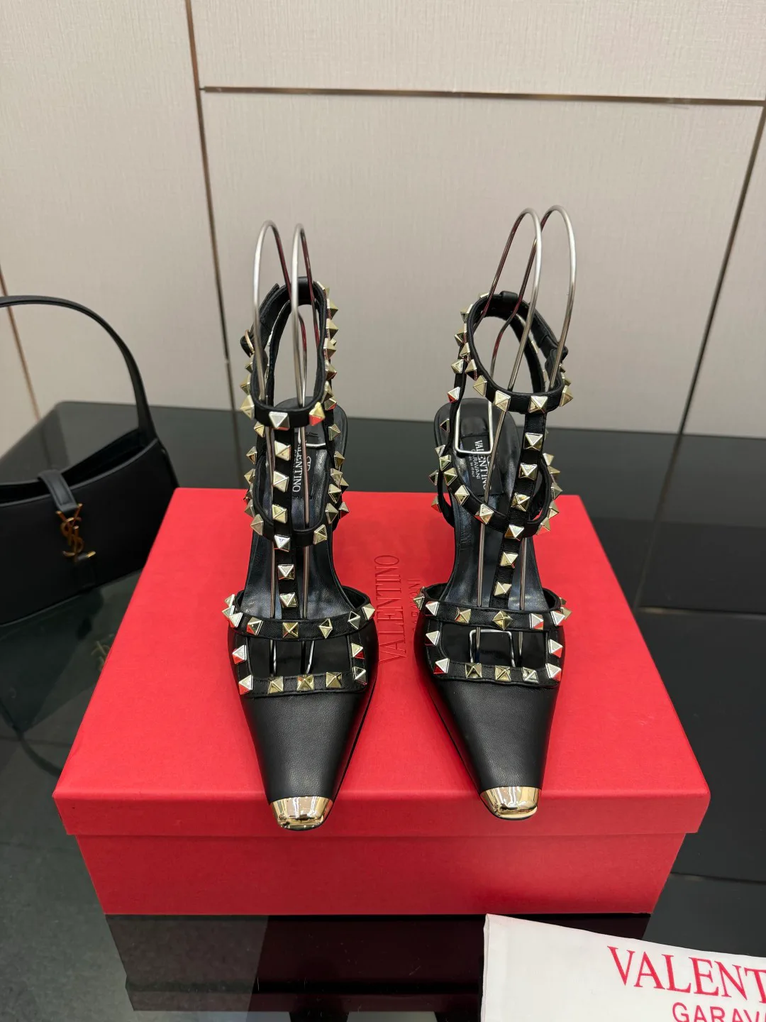 Босоножки Женские Valentino 11448957