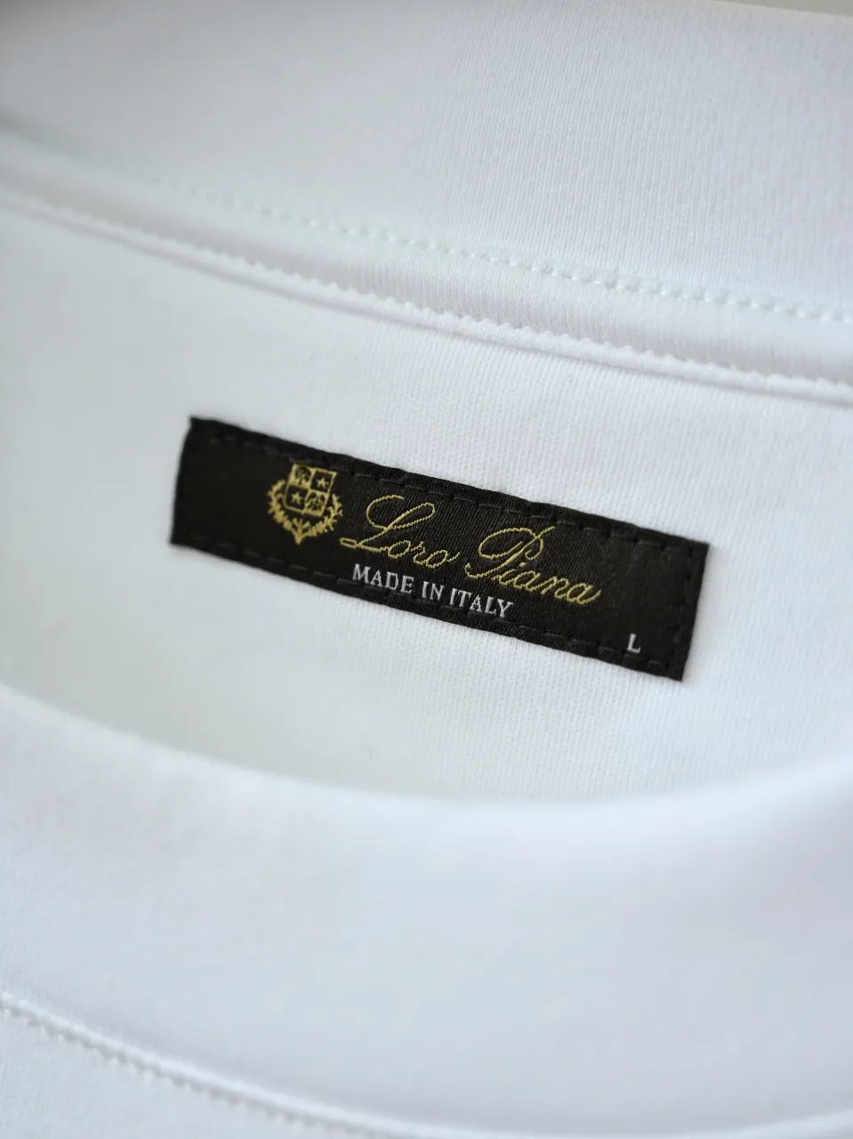 Футболки Женские Loro Piana 17332749