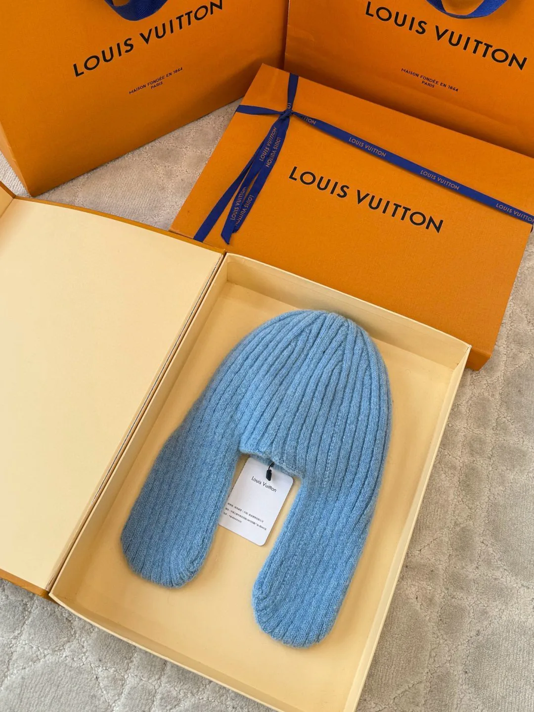 Головные Уборы Louis Vuitton 412772