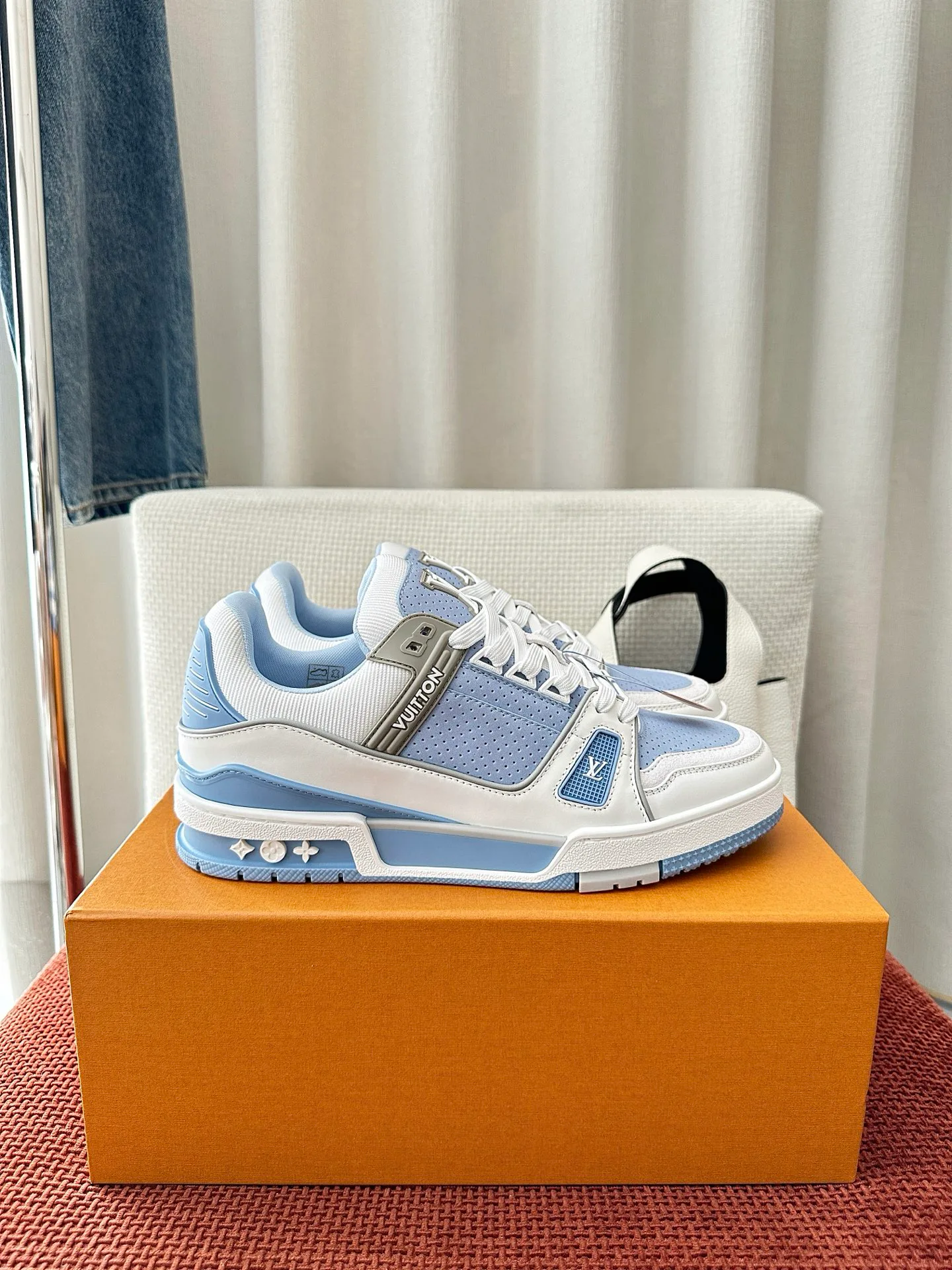 Кроссовки Женские Louis Vuitton 5045987