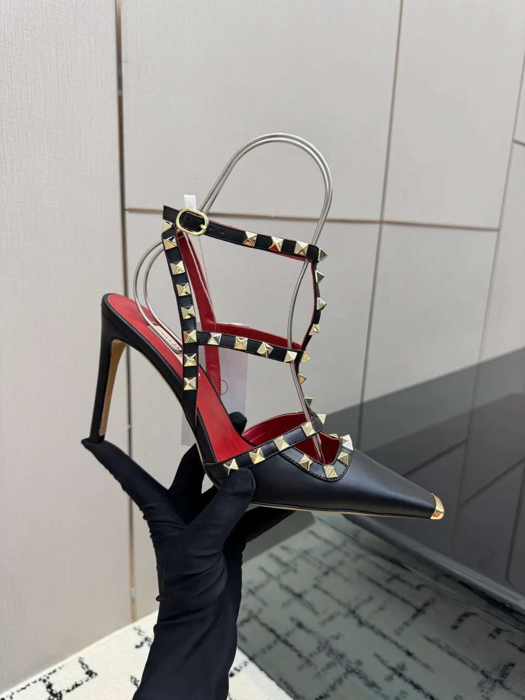 Босоножки Женские Valentino 17594493