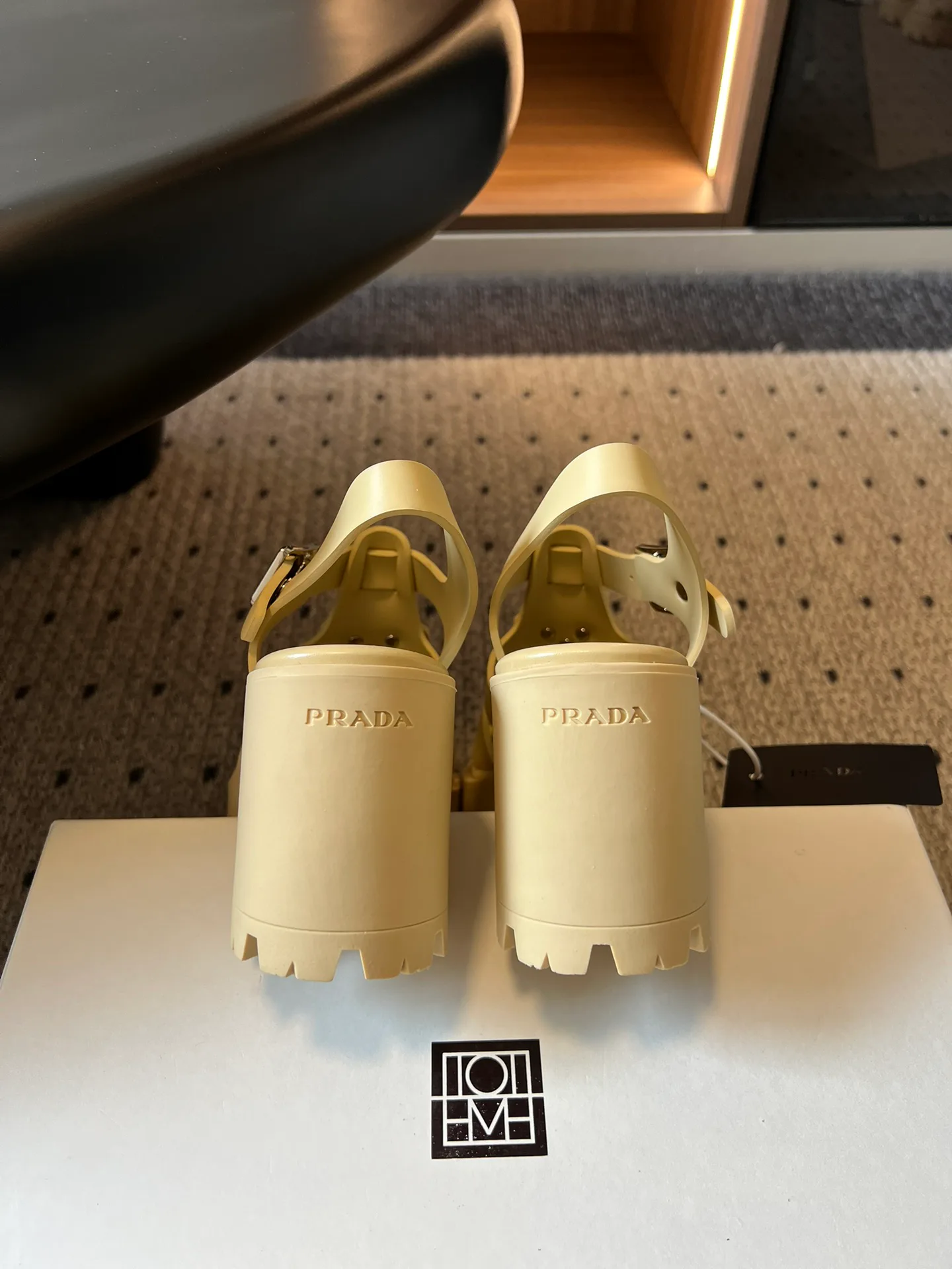 Босоножки Женские Prada 13540536