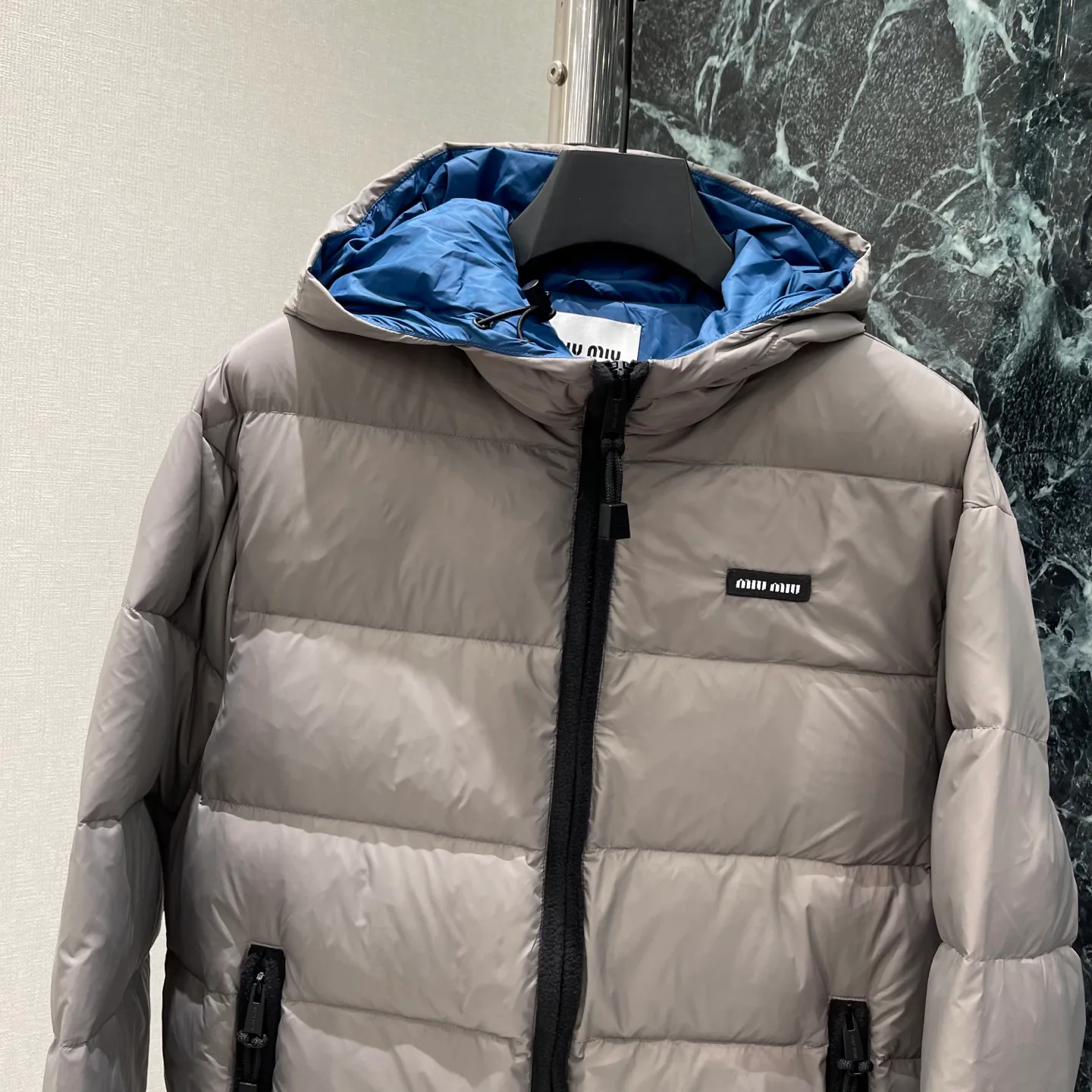 Куртки И Пуховики Женские Miu Miu 18280366