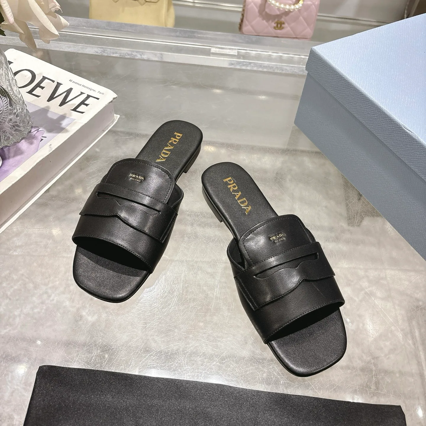 Шлепанцы Женские Prada 490969