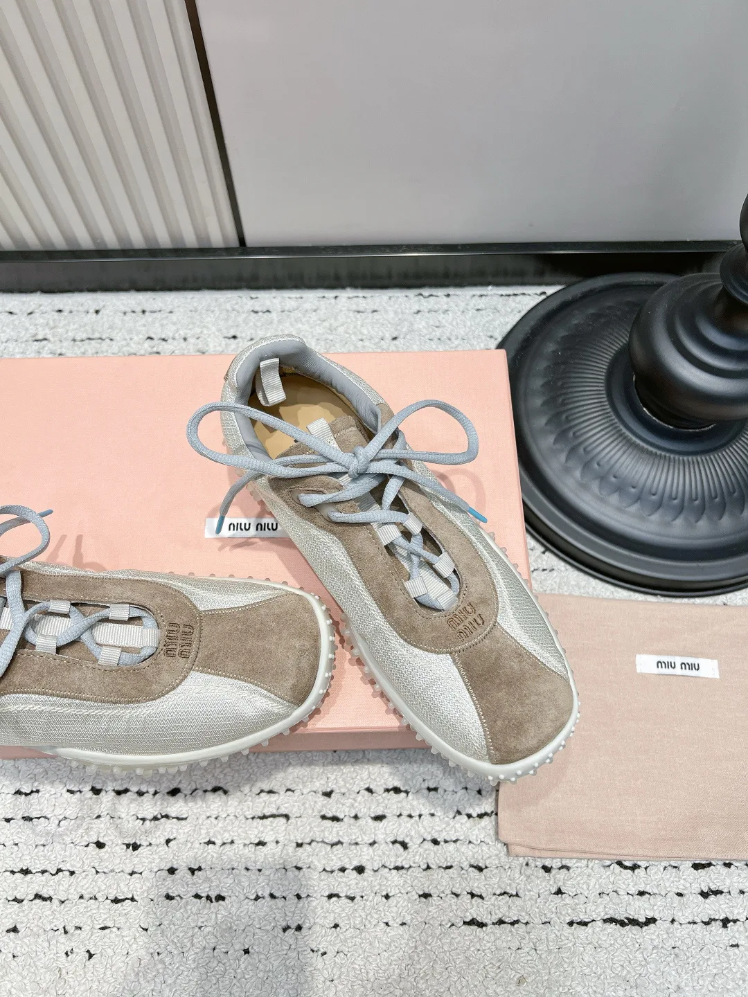 Кроссовки Женские Miu Miu 17578021