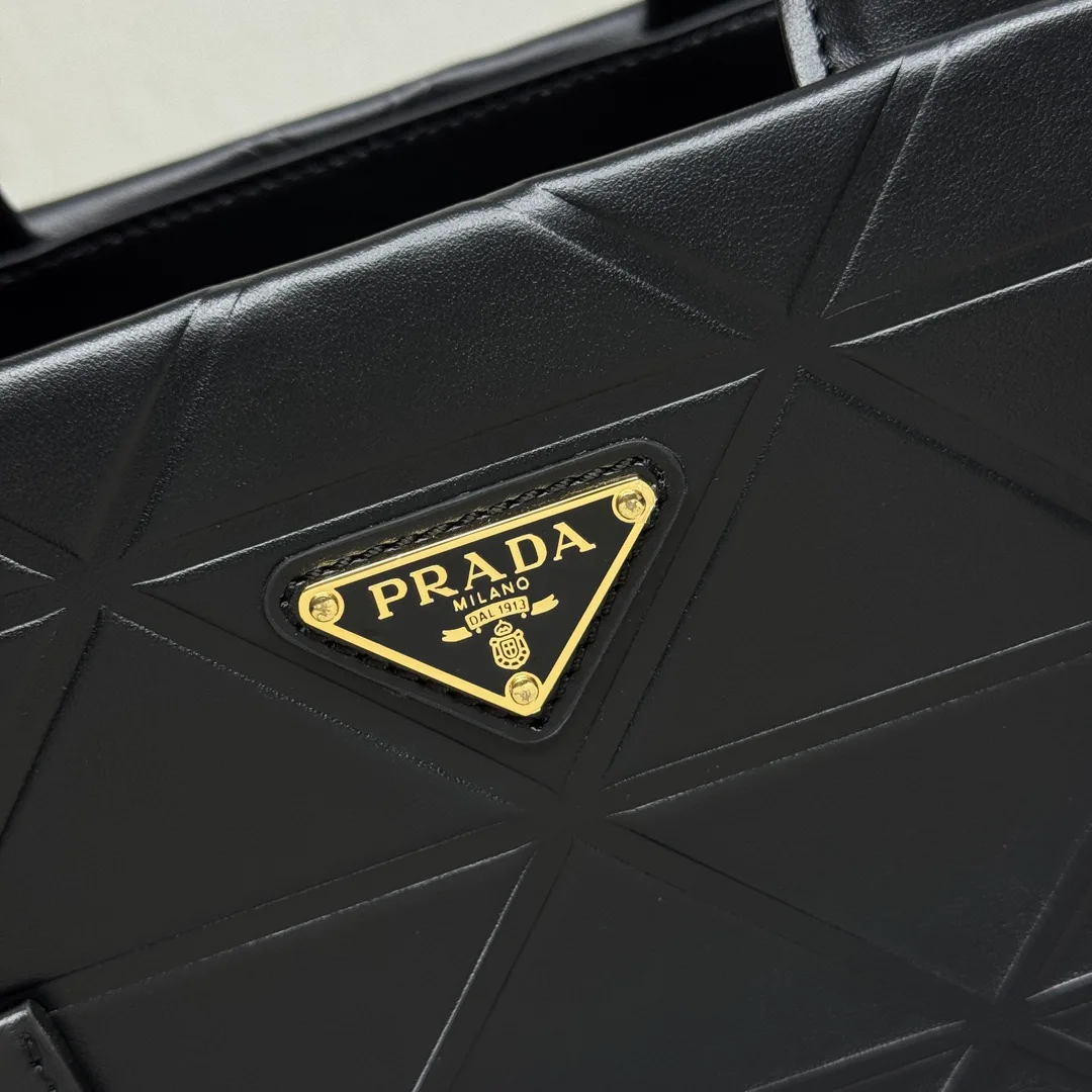 Классические Сумки Женские Prada 118537