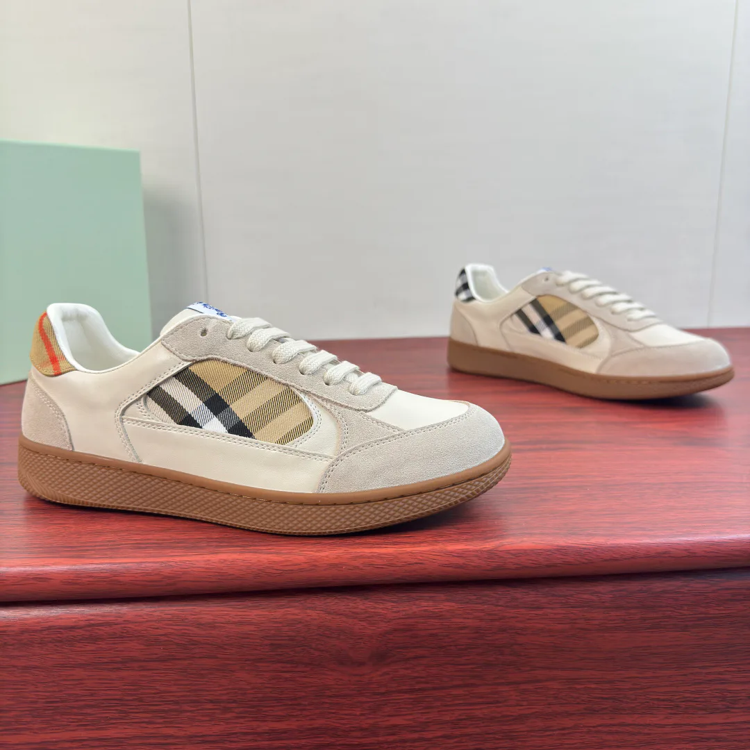 Кроссовки Мужские Burberry 17636478